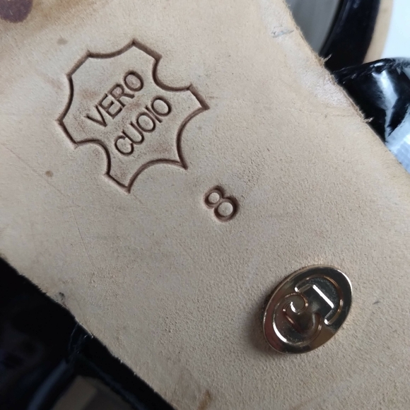 David Charles black patent stilettos size 8 - Picture 4 of 8